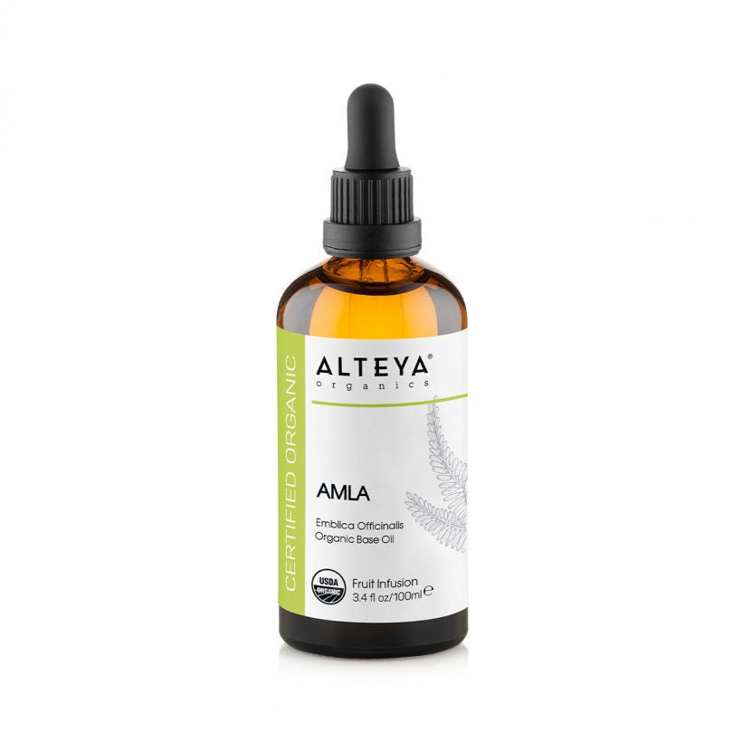 Our Amla is a gentle oil obtained from organic Gooseberries. Widely used in hair care, it is known to help nourish dehydrated hair and moisturize the scalp. It is a valuable oil rich in antioxidants, vitamin C and tannins that help skin look brighter and more supple.