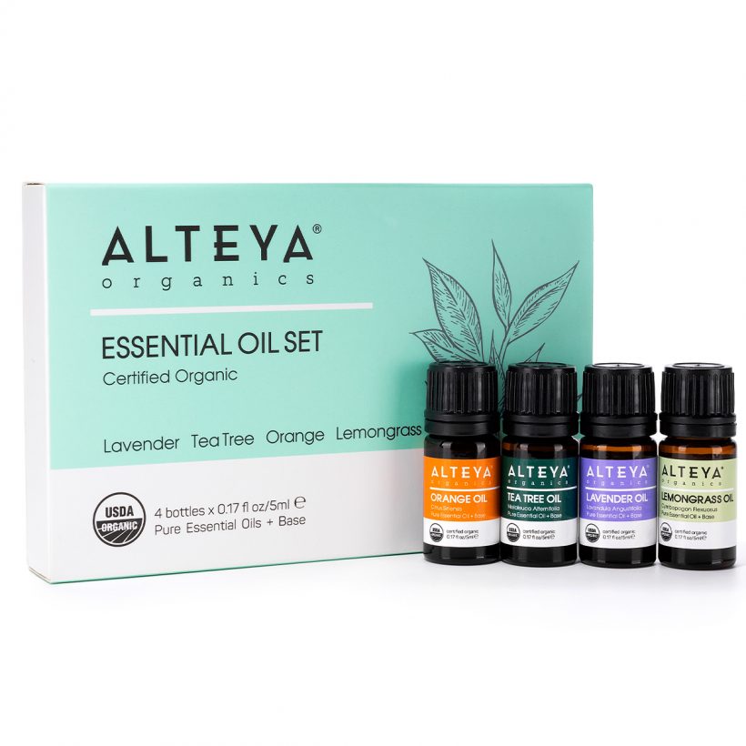 Essential oils, with their beautiful scent and skin-loving properties have a proven positive effect on body and mind. They are the essences of plants – super concentrated liquids, that we have made safe for direct use on skin and hair – in a plant-oil base.  Alteya’s Pure Gratitude Essential Oil Set brings together four organic essential oils which bring feelings of pleasure and comfort. The true wonderful aromas help elevate the spirits and soothe the mind.