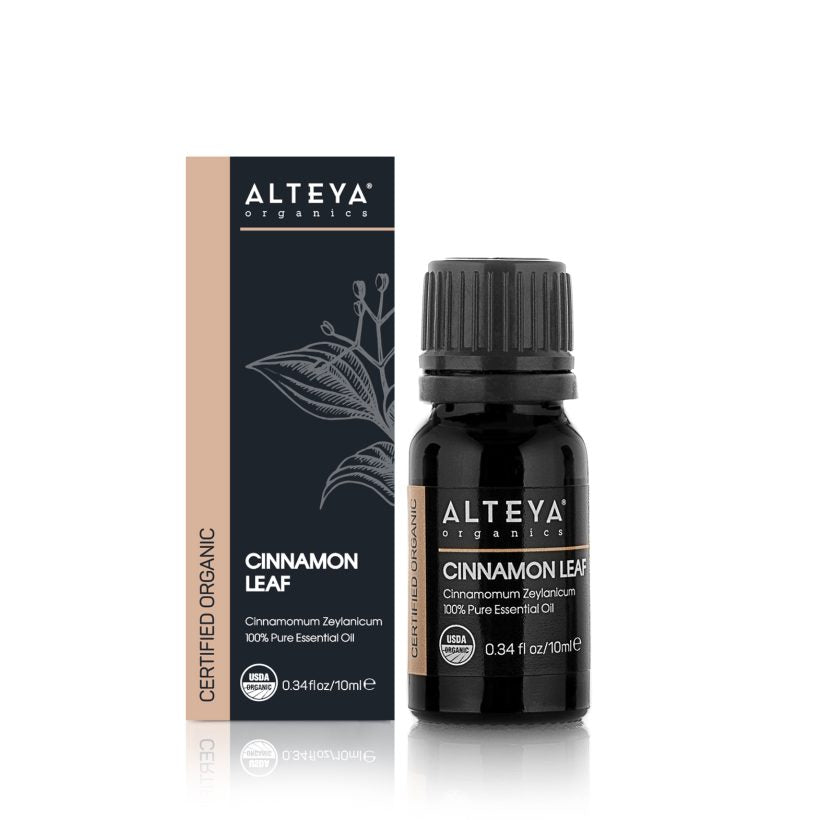 In aromatherapy, Cinnamon Leaf oil is reputed to create a positive atmosphere and relax the body. At the same time, it is known to stimulate the mind and improve mental focus. This essential oil is a frequent ingredient in perfumes, as it adds warm notes to floral accords.