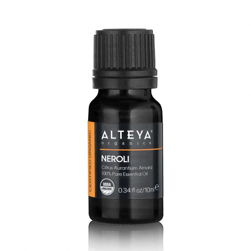 Neroli flowers should be distilled immediately after they have been picked to ensure a premium quality and explicit aroma. It has very powerful, light and uplifting floral aroma with fresh, sweet, green top notes.