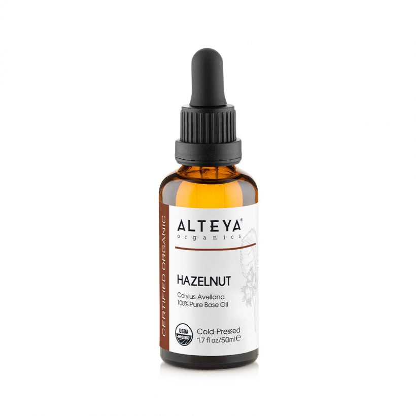 Loaded with skin-loving vitamins, essential fatty acids and tannins Hazelnut oil protects skin from dehydration and is beneficial for all skin types. It absorbs fast without leaving oily residue. Additionally, the vitamin E present in Hazelnut oil provides strong antioxidant protection and helps to neutralize damaging free radicals.