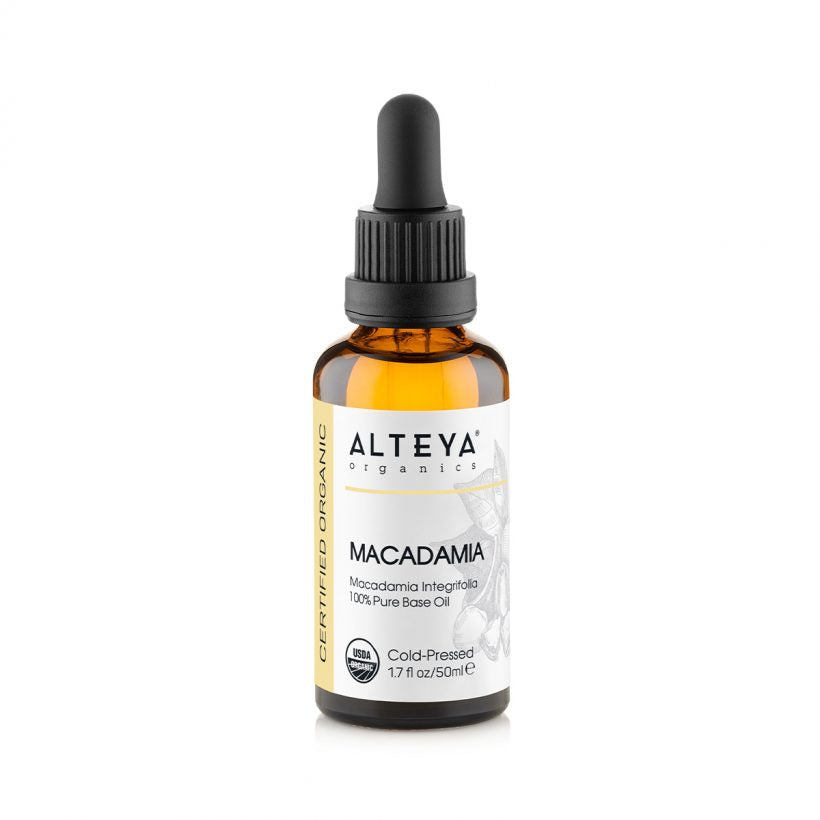 Macadamia oil is rich in monounsaturated fats and excellent source of vitamin E, making it a great remedy for glowing skin and healthy hair. Rich in antioxidants and hard-to-get, skin-loving nutrients, macadamia oil is especially good for dry, damaged or aging skin and hair.
